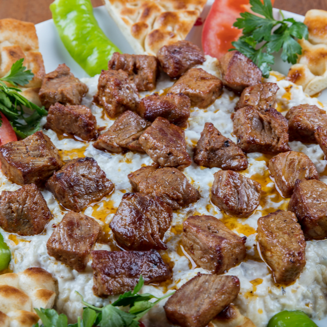 Alinazik Kebap (Kuşbaşı Şişten)
