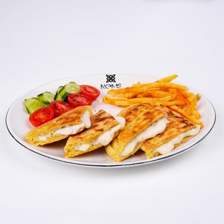 Bazlama Tost (Kaşarlı)