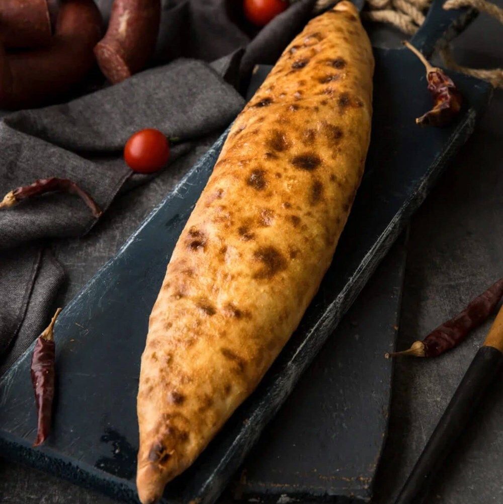 Sucuklu Pide