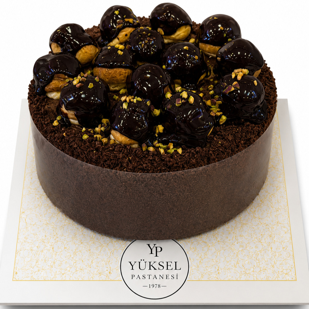 Çikolatalı Profiterollü Pasta (Büyük)