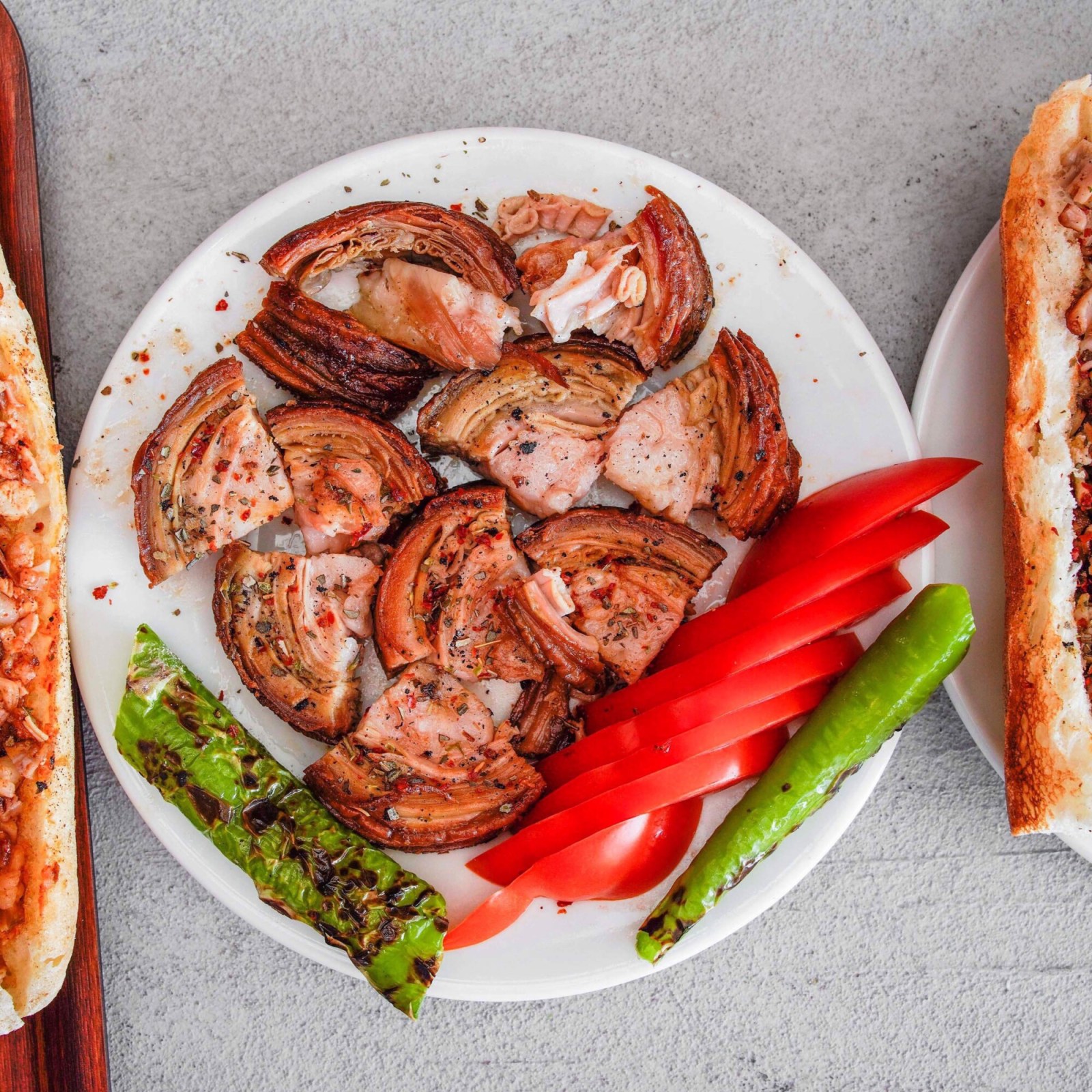 Porsiyon Kuzu Kokoreç İzmir Usulü