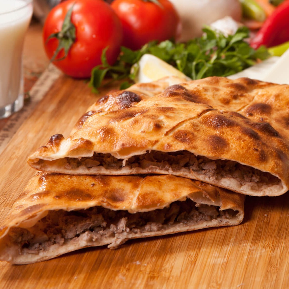 Kapalı Kavurmalı Pide