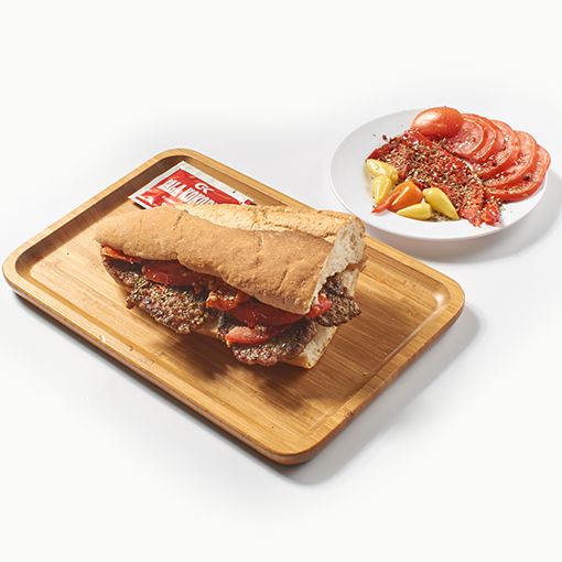 Yarım Ekmek Arası Izgara Köfte