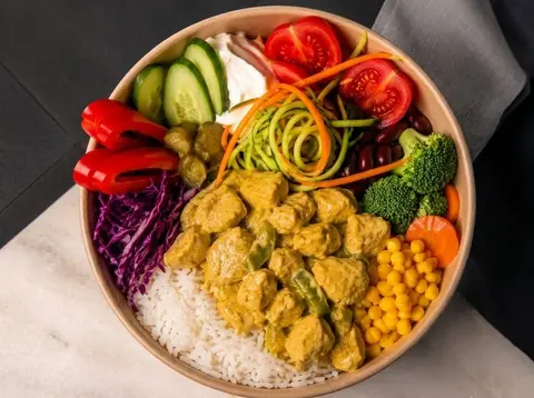 The Curry Punch Bowl (Köri Tavuk)