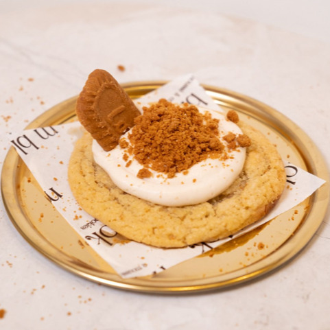Lotus Creme Cookie
