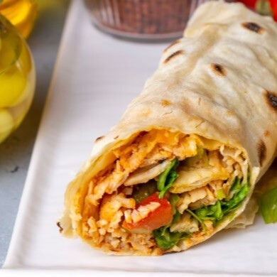 Cheddarlı Mega Tavuk Döner