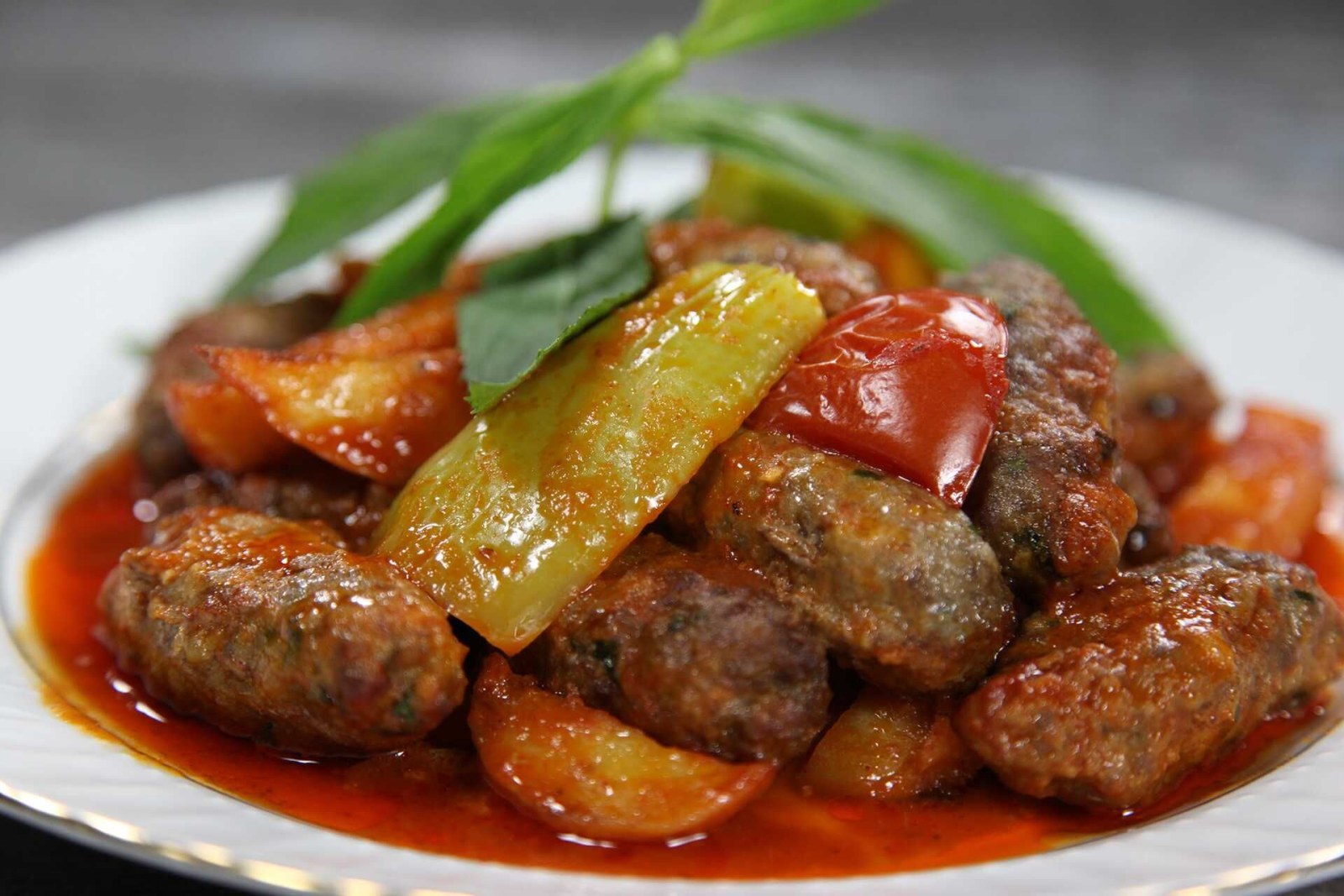 İzmir Köfte + Pilav + Cacık
