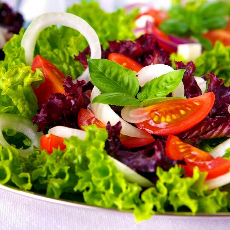 Akdeniz Salata