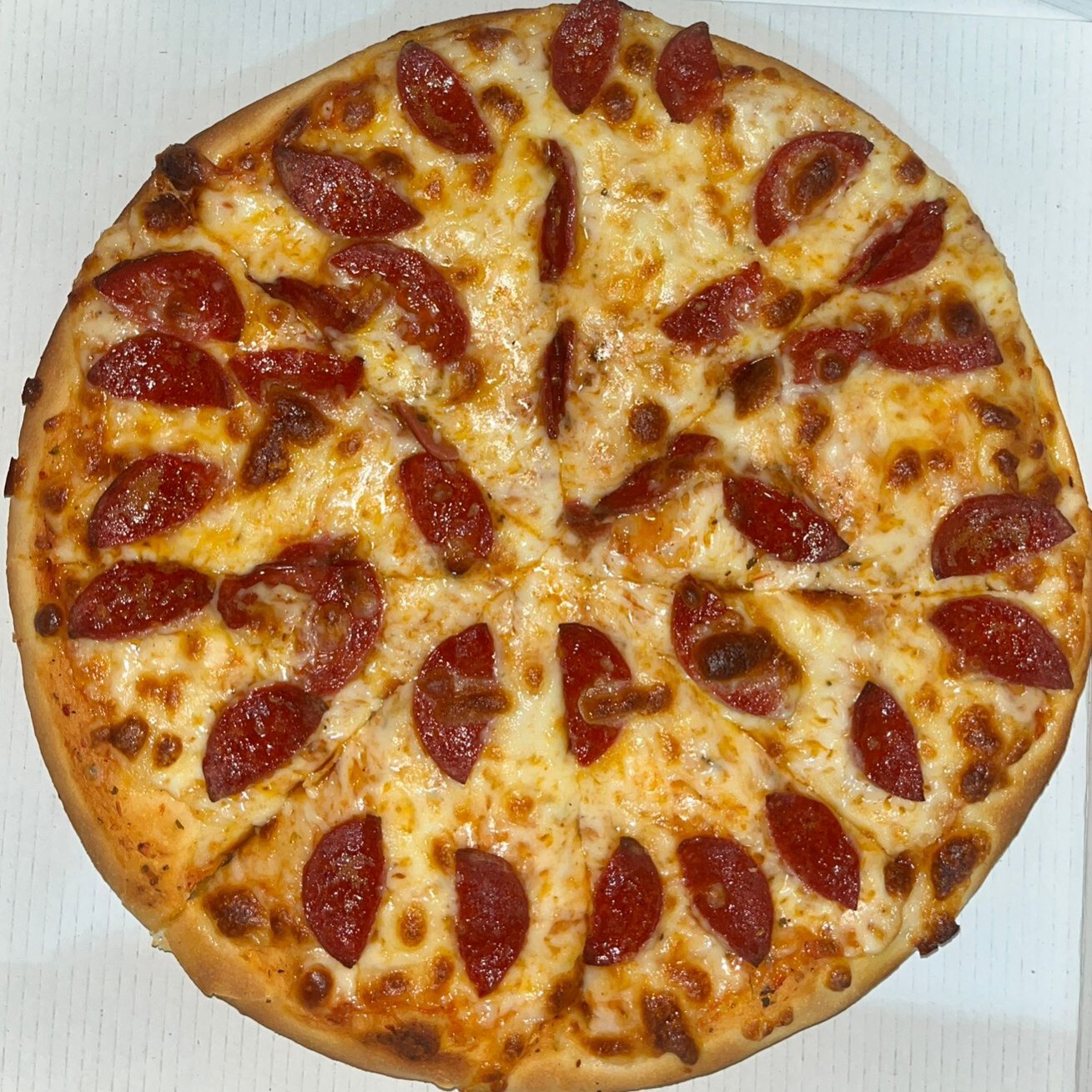Büyük Boy Pizza (Sucuklu)