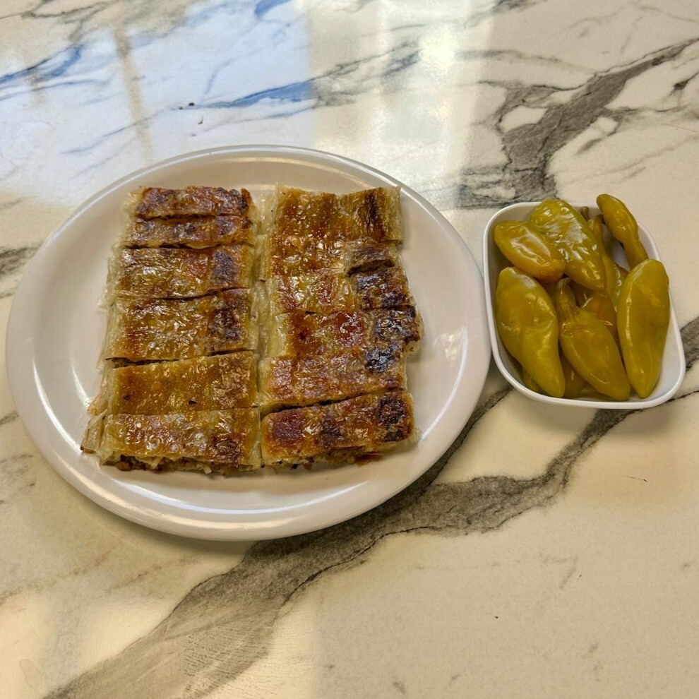 Kıymalı Börek ( 1.5 Porsiyon )