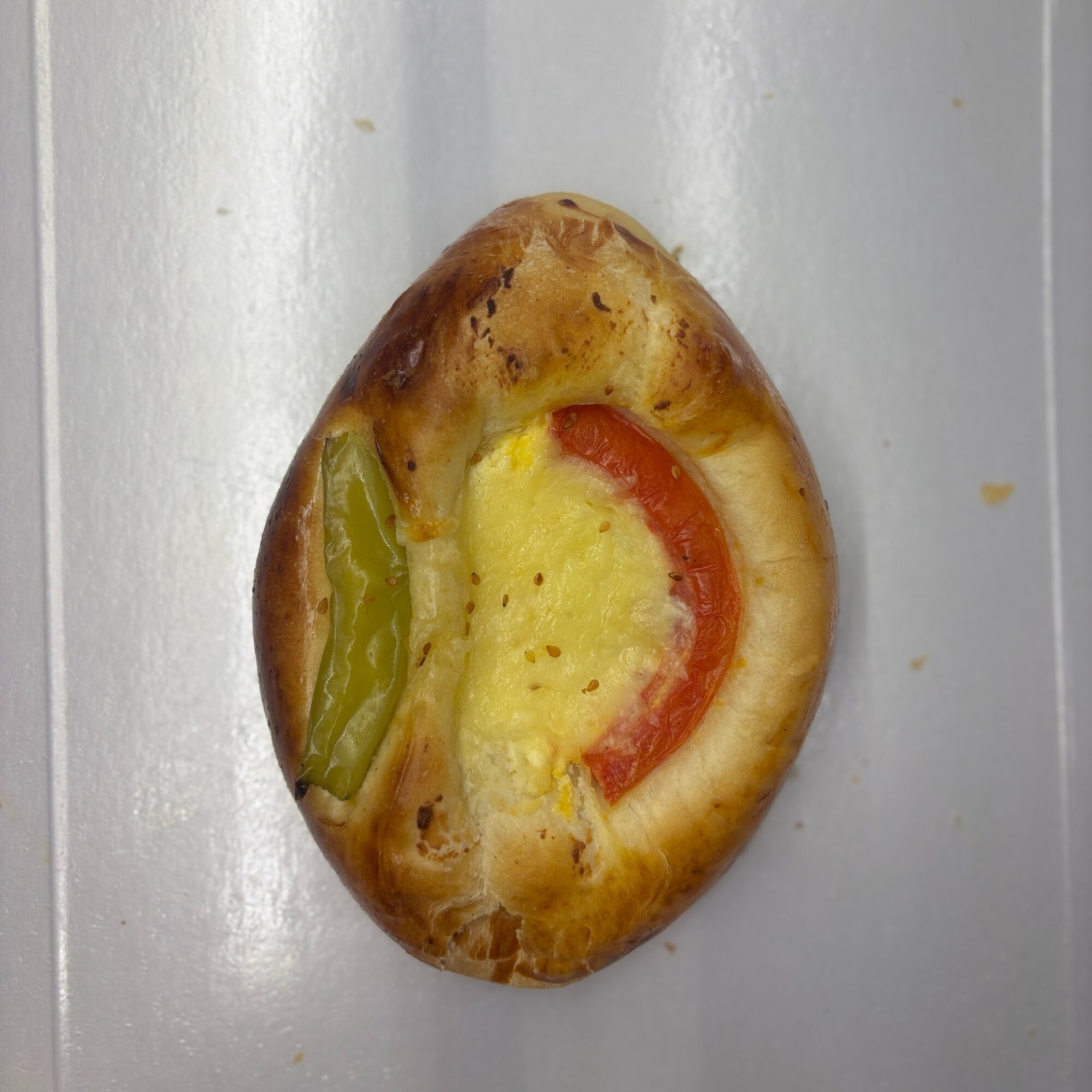 Domates Kaşarlı Açma