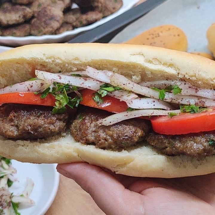 Ekmek Arası Köfte (yarım)