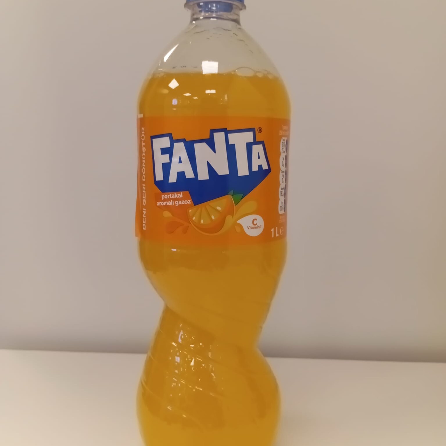 1 Litre Fanta