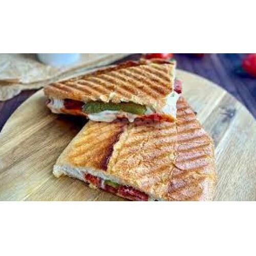 Sucuklu Kaşarlı Tam Ekmek Tost