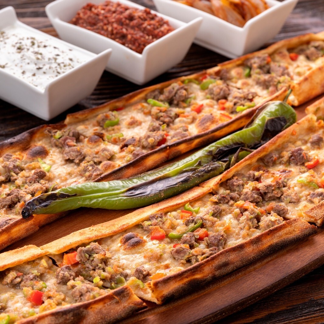 Kuşbaşılı Pide