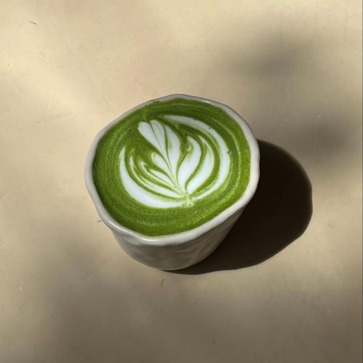 European Strawberry Matcha Latte (Sıcak)
