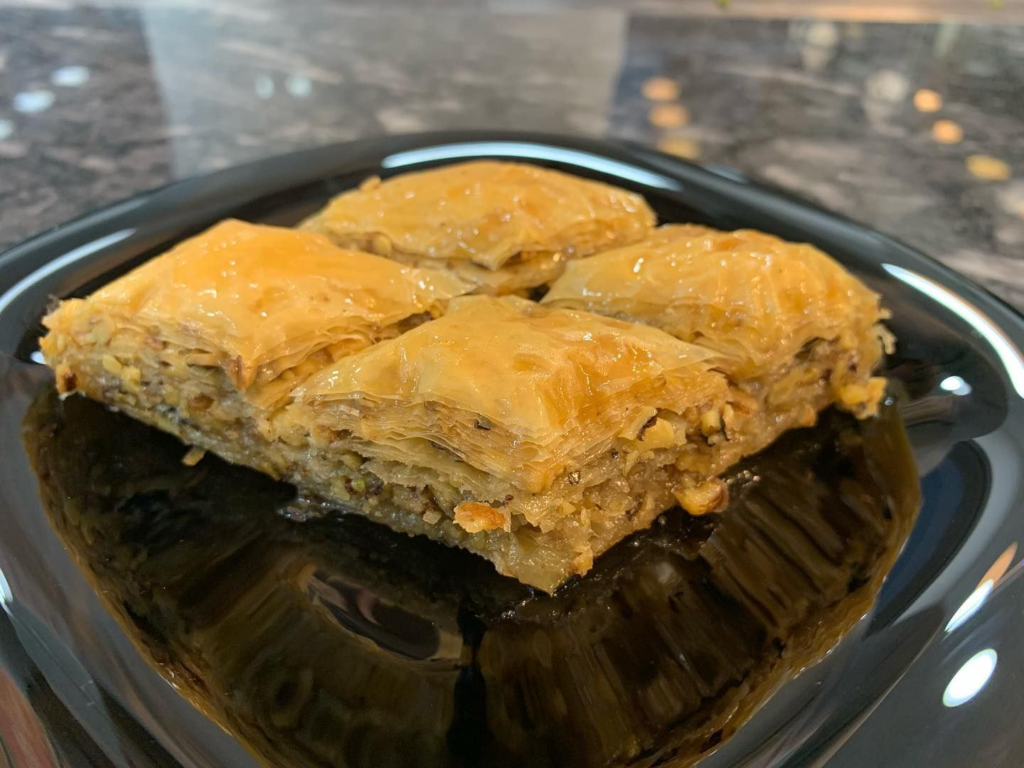 Cevizli Ev Baklavası (1 kg.)