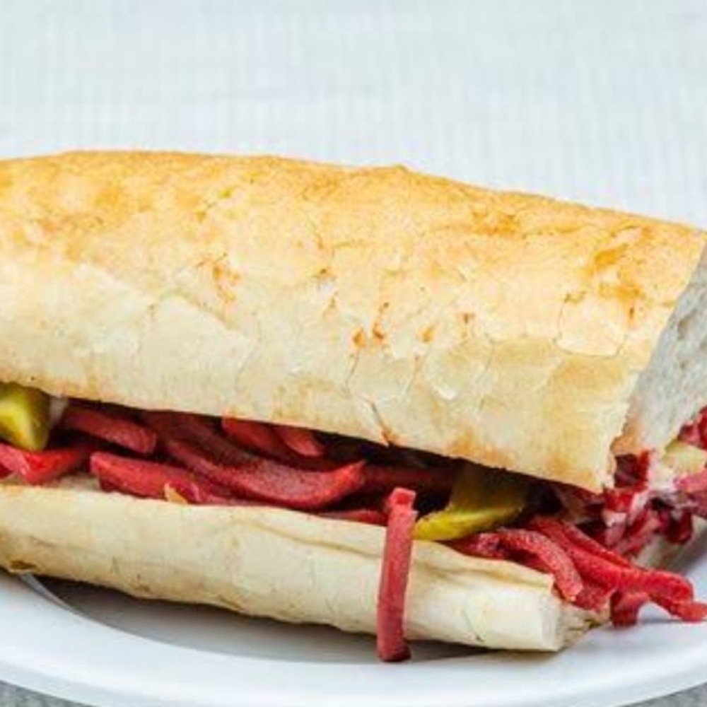 Yarım Ekmek Arası Kumru Sandviç