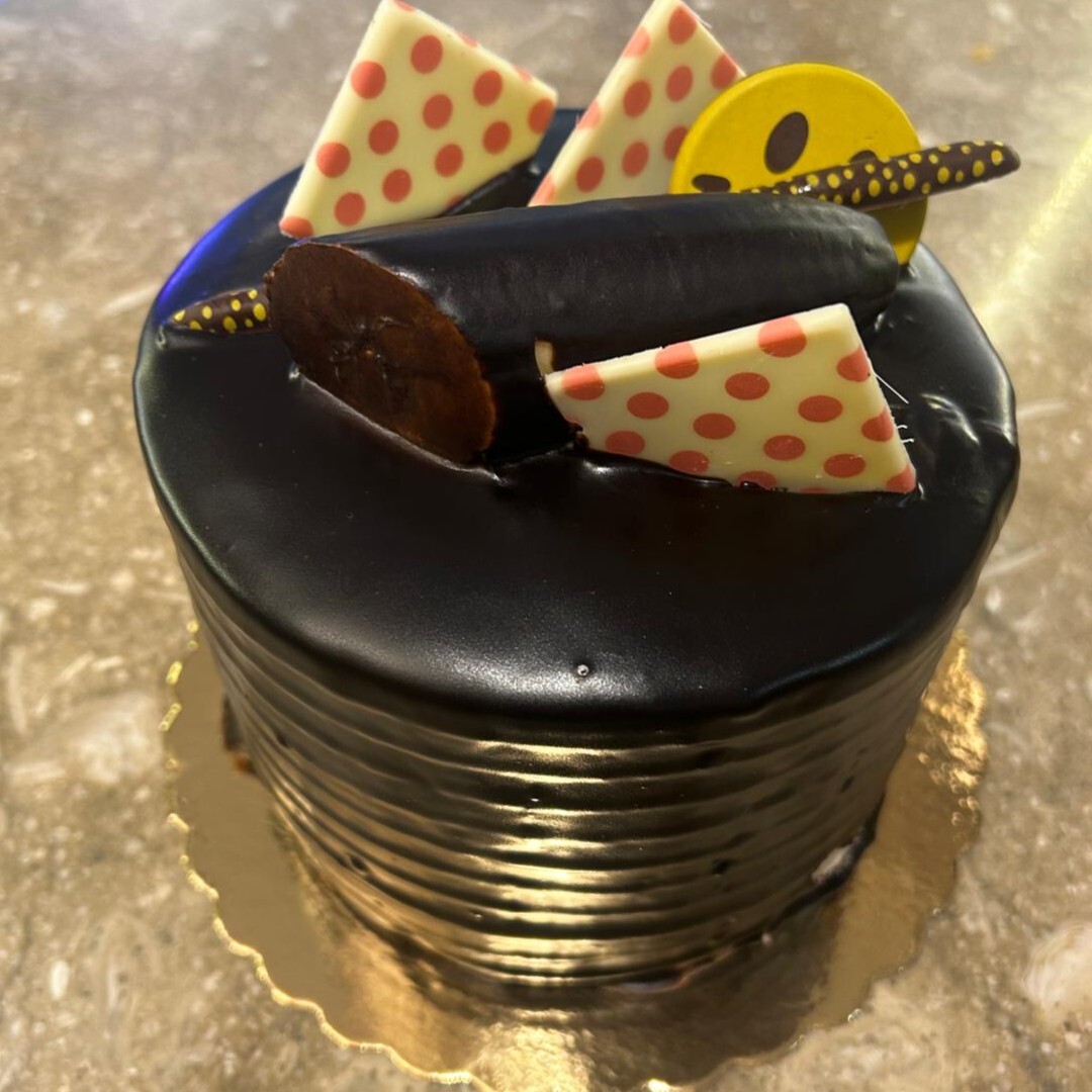 Muzlu Çikolatalı Pasta (4 Kişilik)