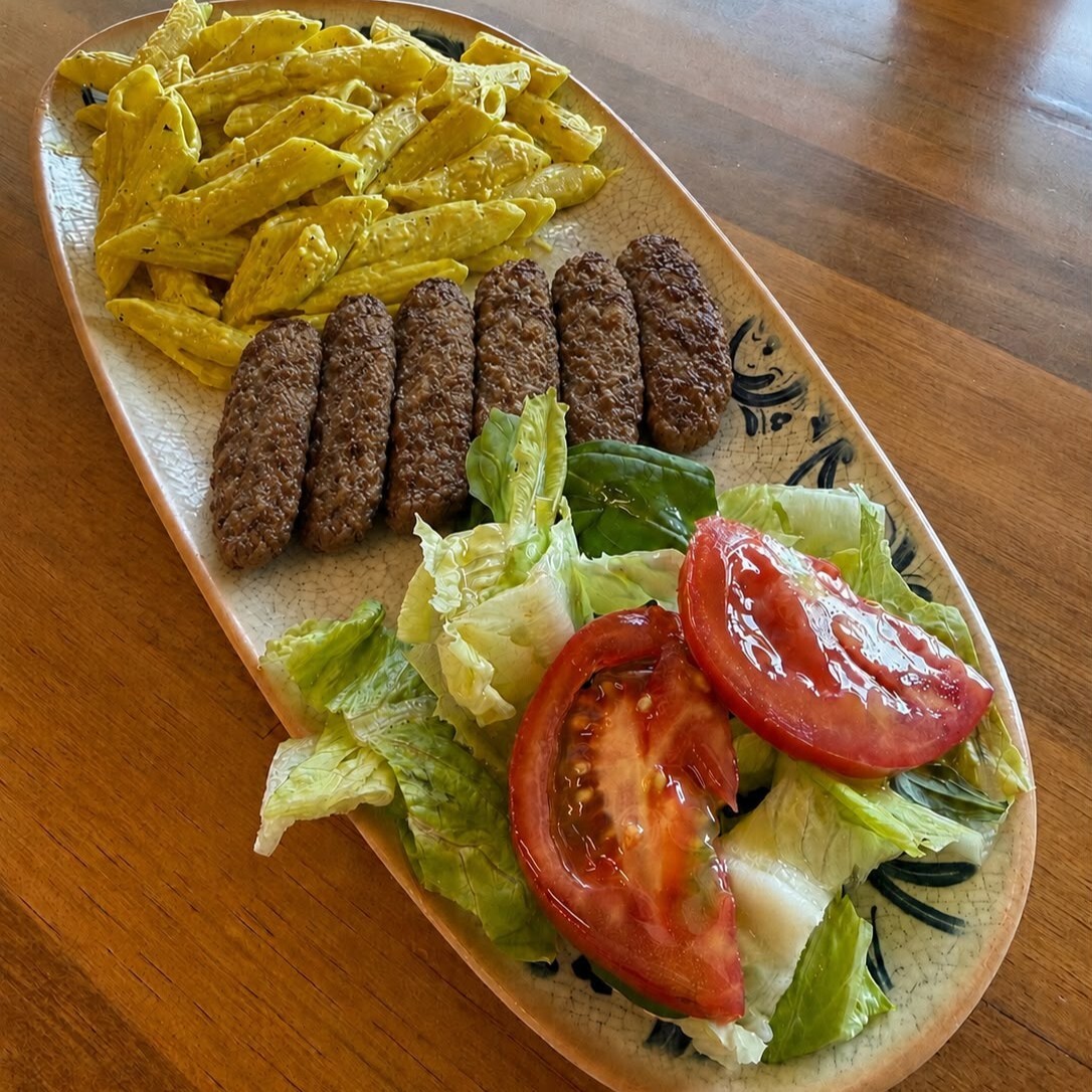 Köfte & Makarna
