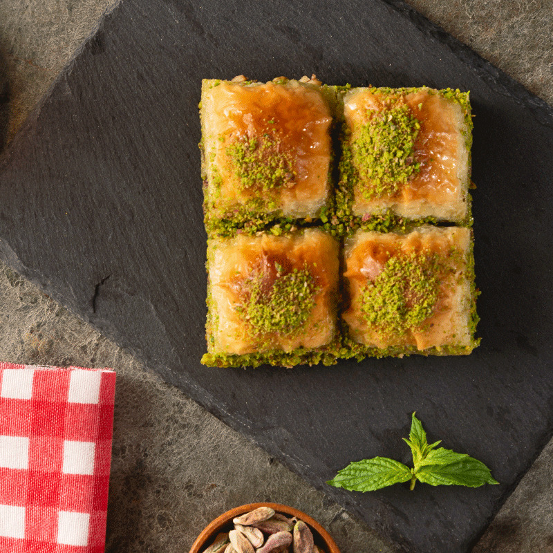 Özel Fıstıklı Baklava (1 kg)