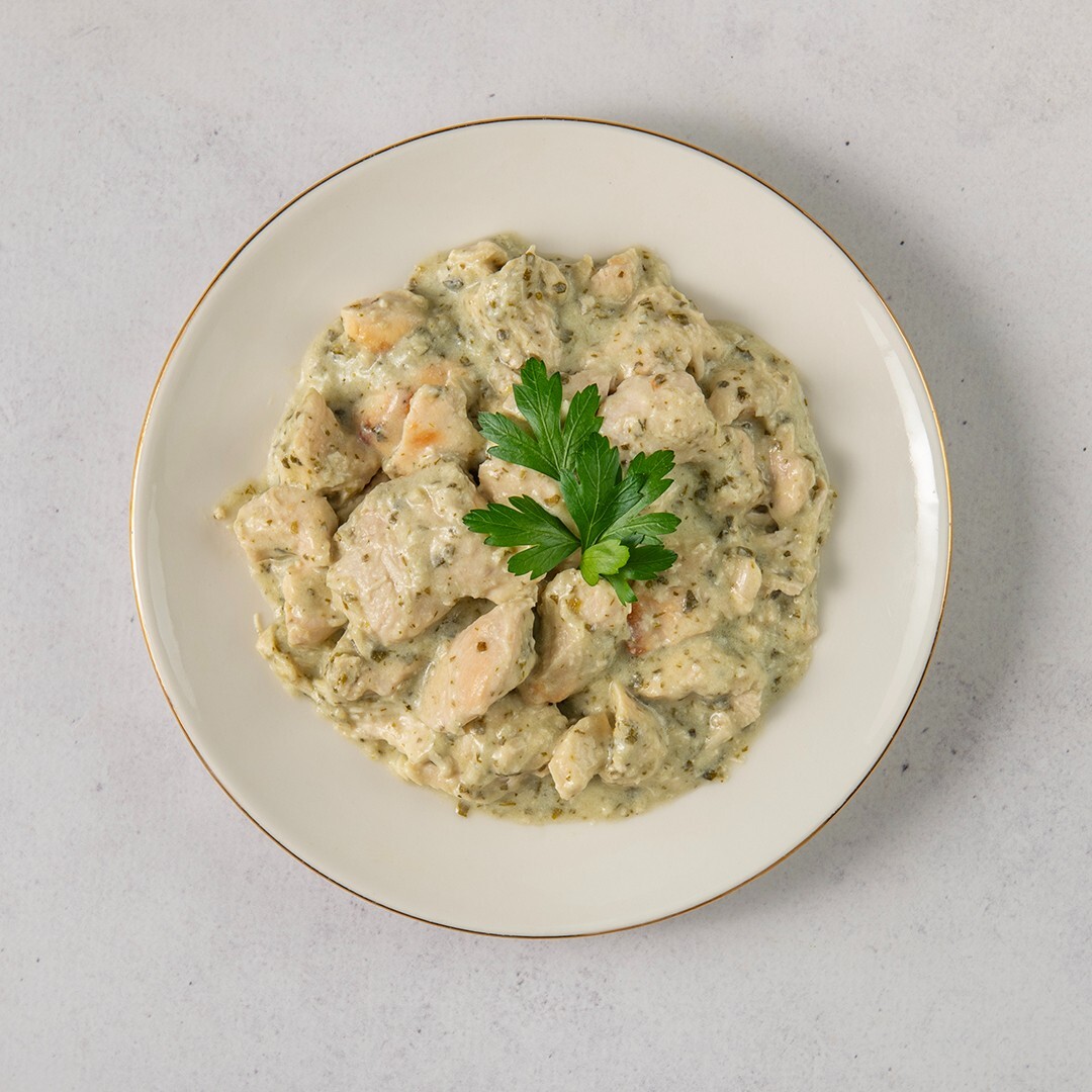 Pesto Soslu Tavuk