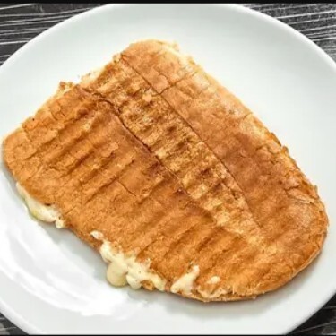 Çift Kaşarlı Tost