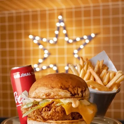 Coni Çıtır Cheddar Burger Menü