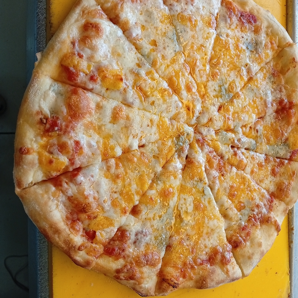 4 Peynirli Pizza (2-3 Kişilik)
