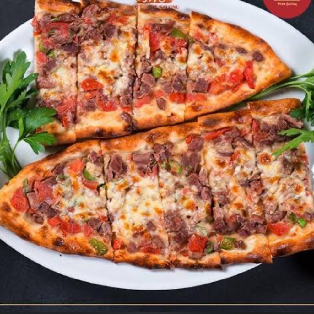 Kuşbaşı Kaşarlı Pide