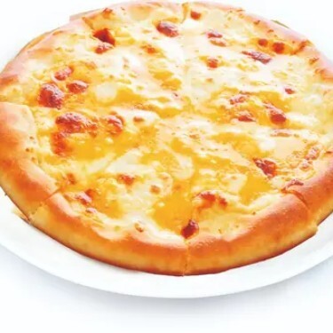 Dört Peynirli Pizza