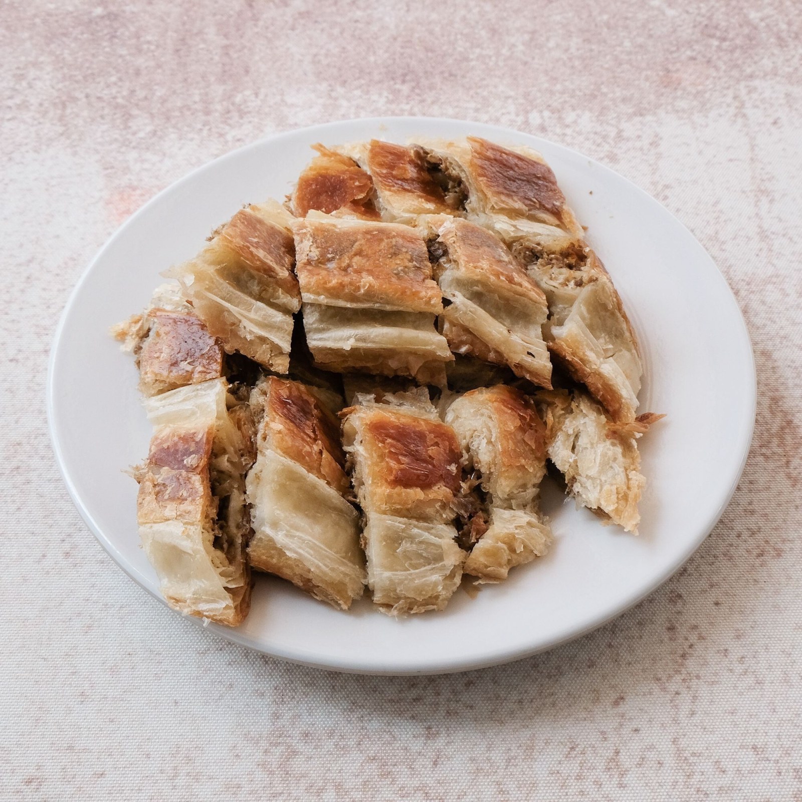 Kıymalı Kol Böreği (Porsiyon)