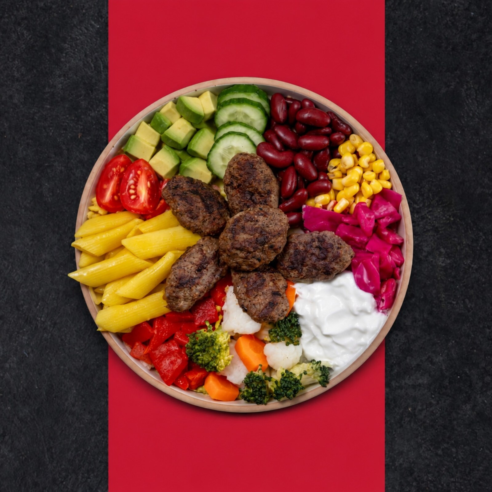 Köfteli Makarnalı Bowl Kase