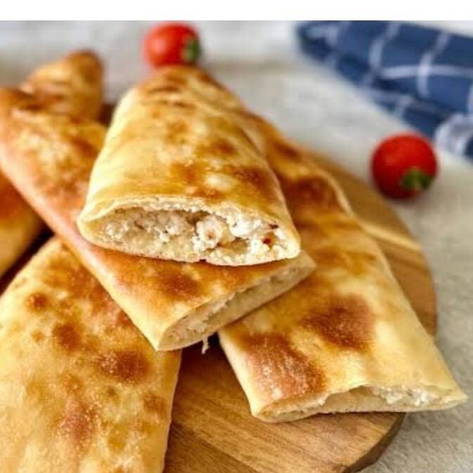 Peynirli Kır Pidesi