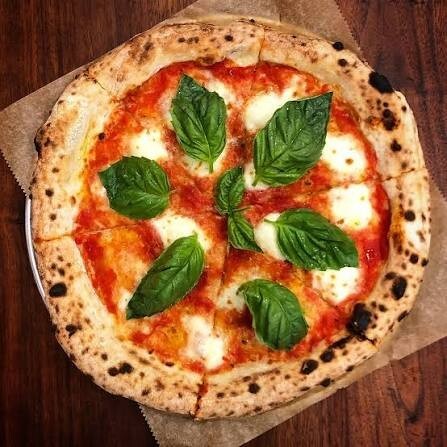 Napoli Pizza + 330 Kutu Kola