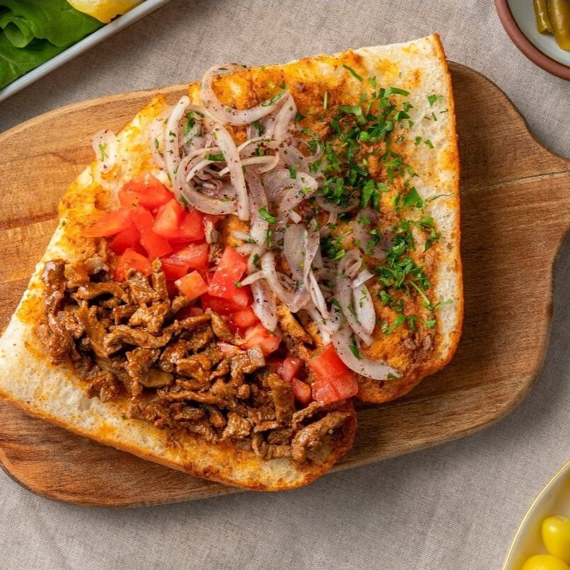 Yarım Ekmek Arası Et Tantuni