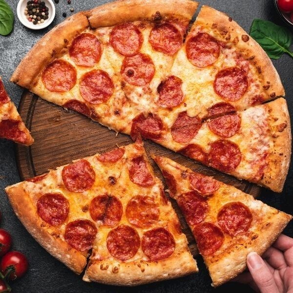 Pepperoni Pizza (Büyük)