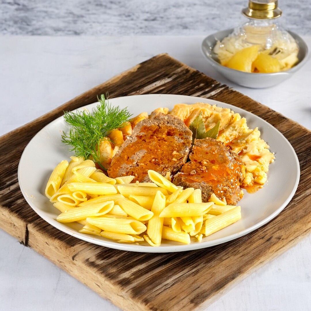 Kremalı Zirve (Püreli Rosto + Makarna)