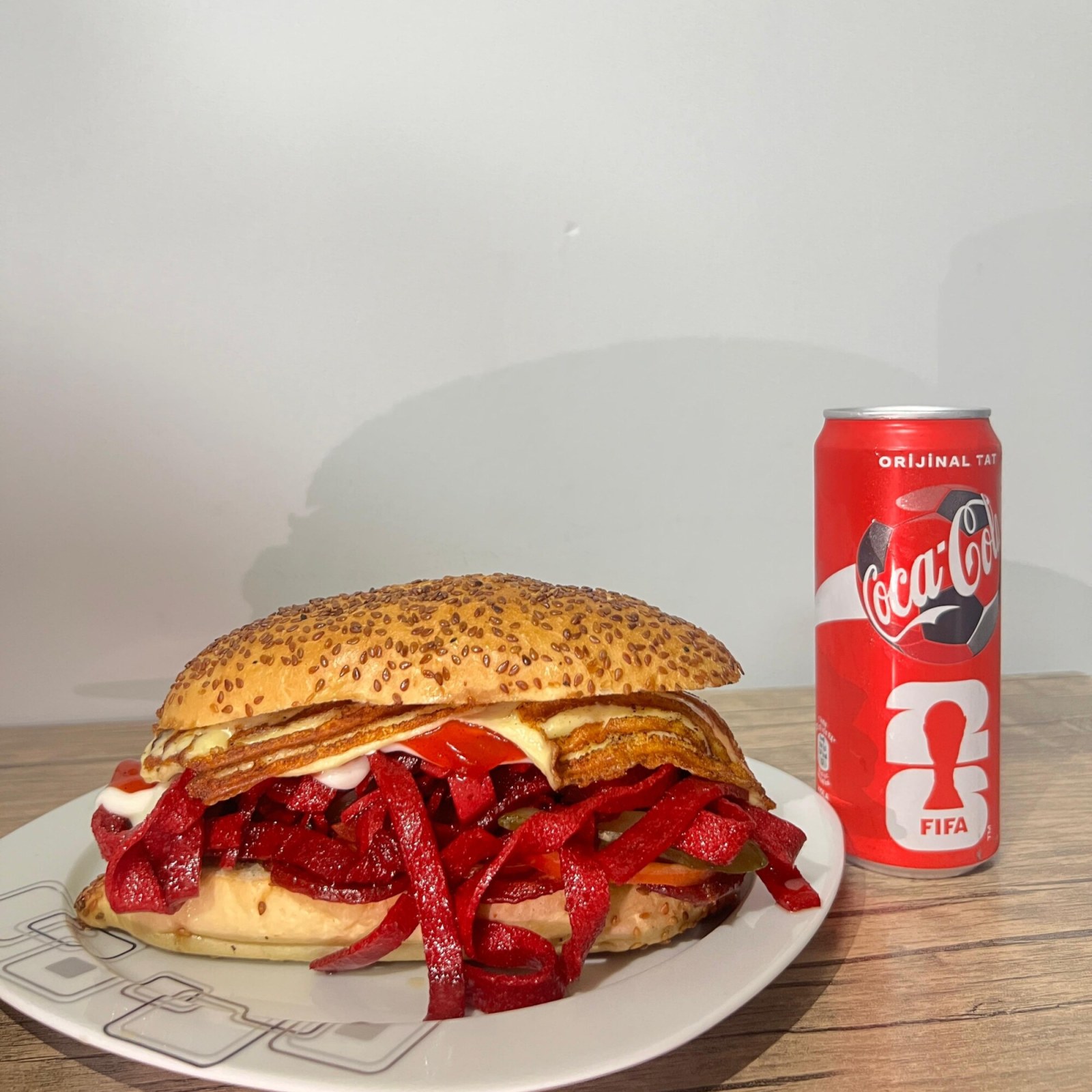 Acılı Kumru Sandviç +Coca Cola (250cl)