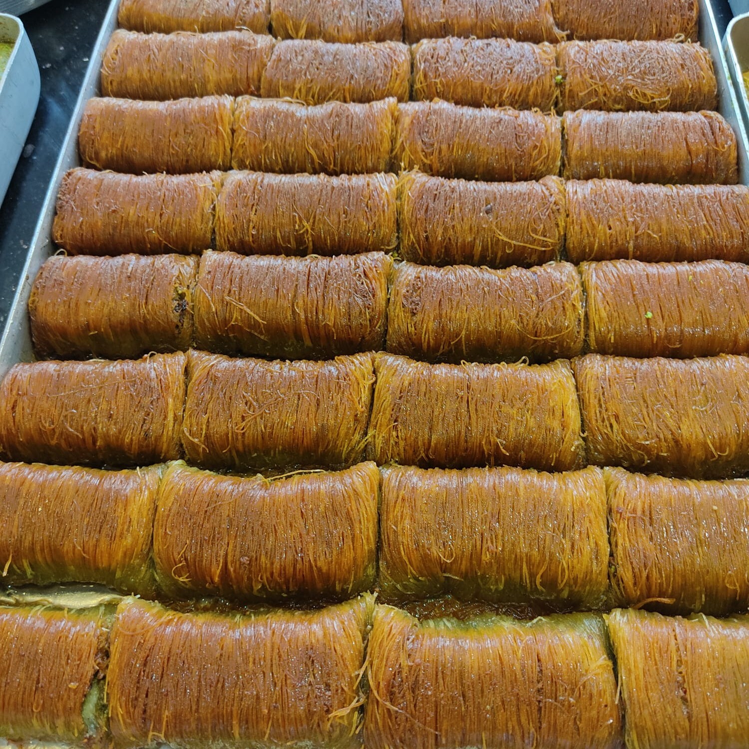 Kaymaklı Fıstıklı Sarma