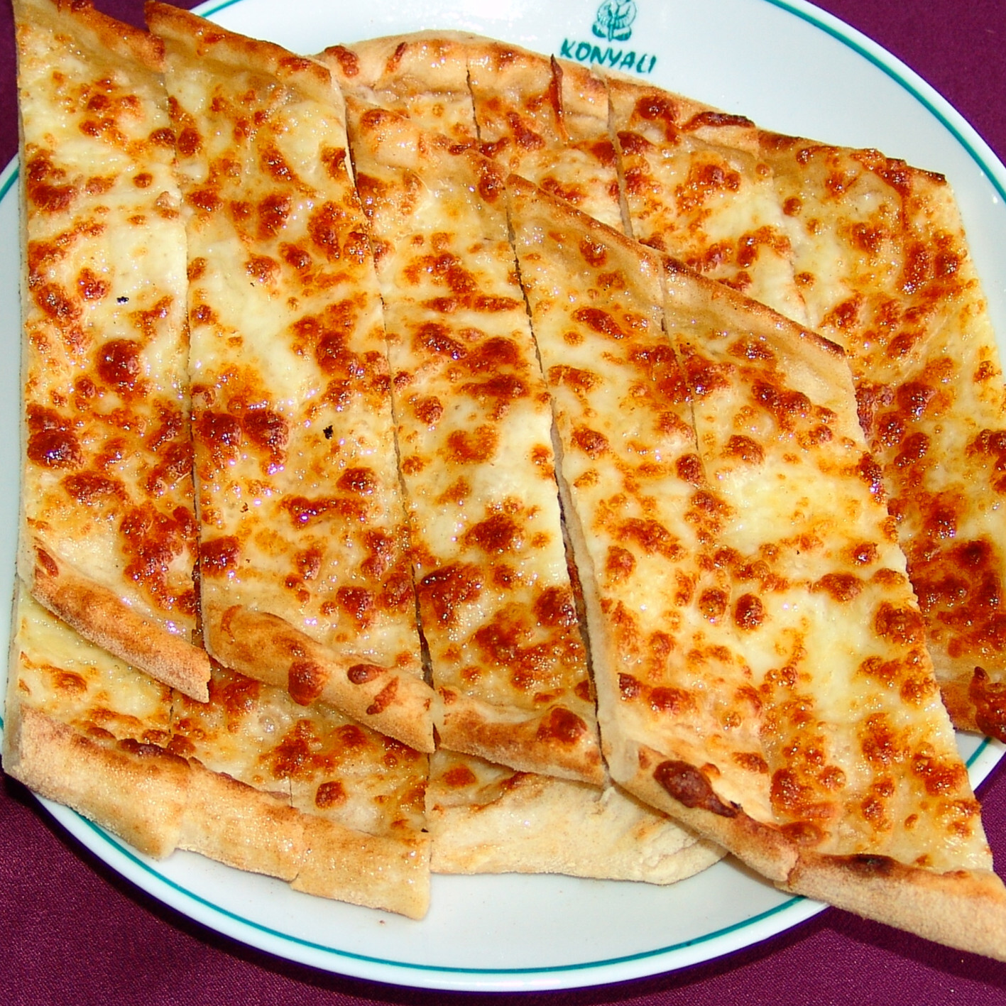 Kaşarlı Pide