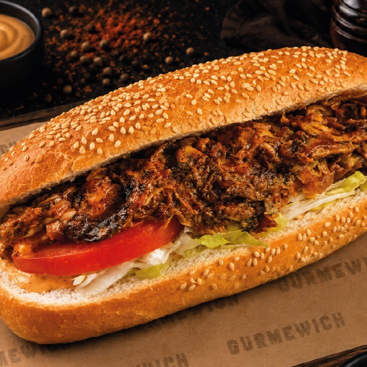 3 ad BBQ Beef + 1 ad Patates ve 1 Litre Coca Cola
