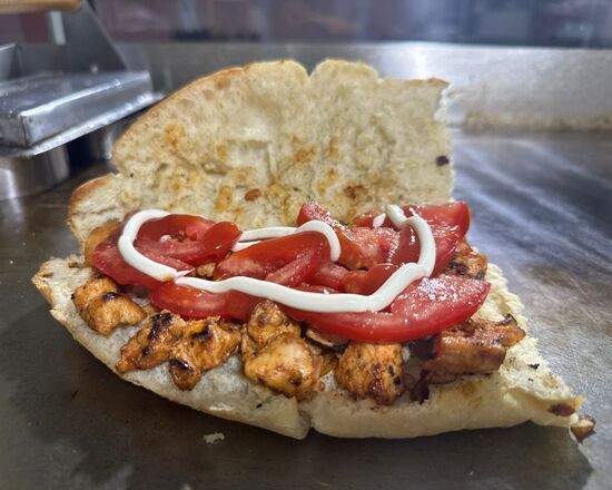 3 Parça Özbay Special's Ekmek + İçecek Menü
