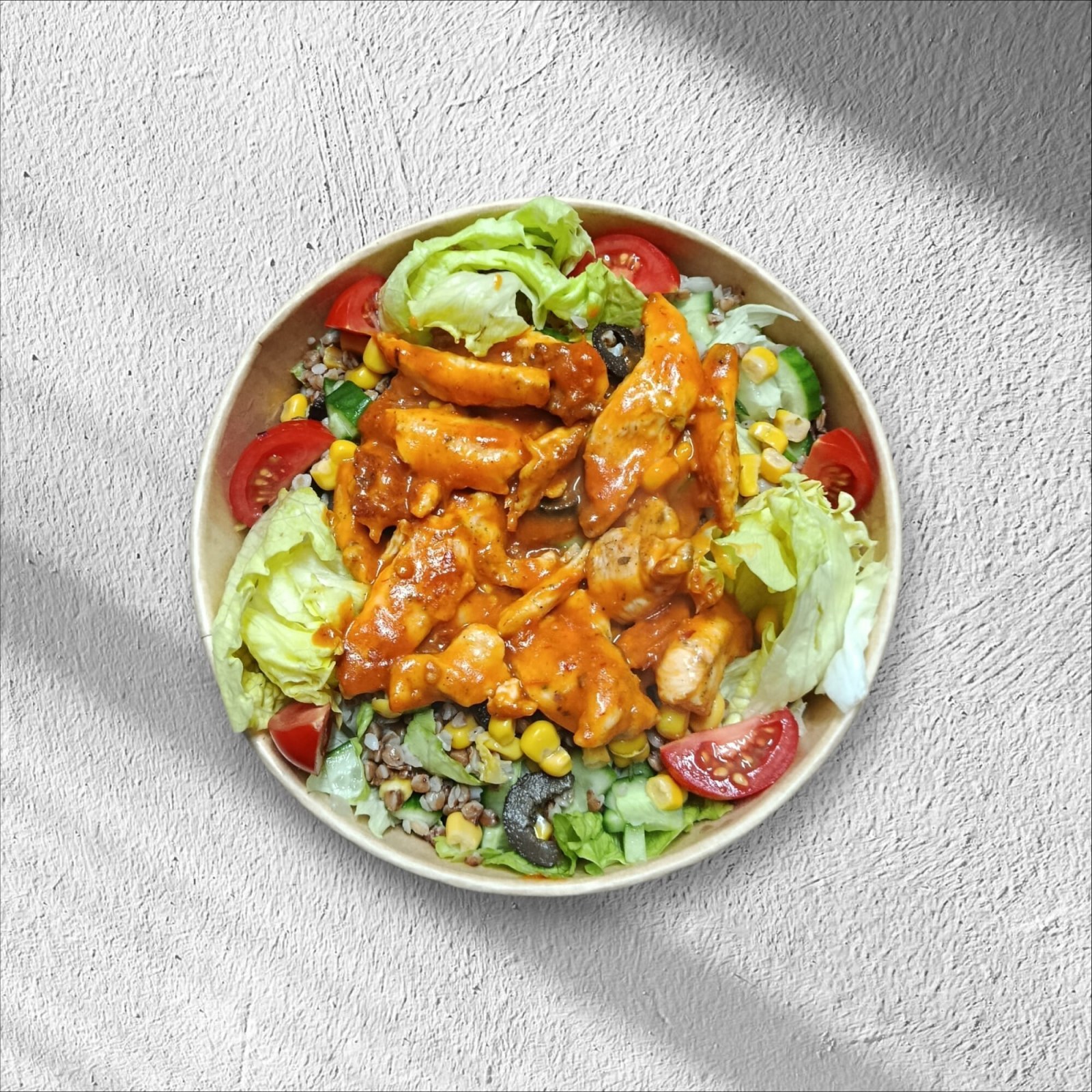 Acılı Tavuk Salata