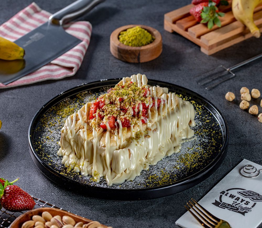 Beyaz Çikolatalı Muzlu & Çilekli Waffle 1 kişilik