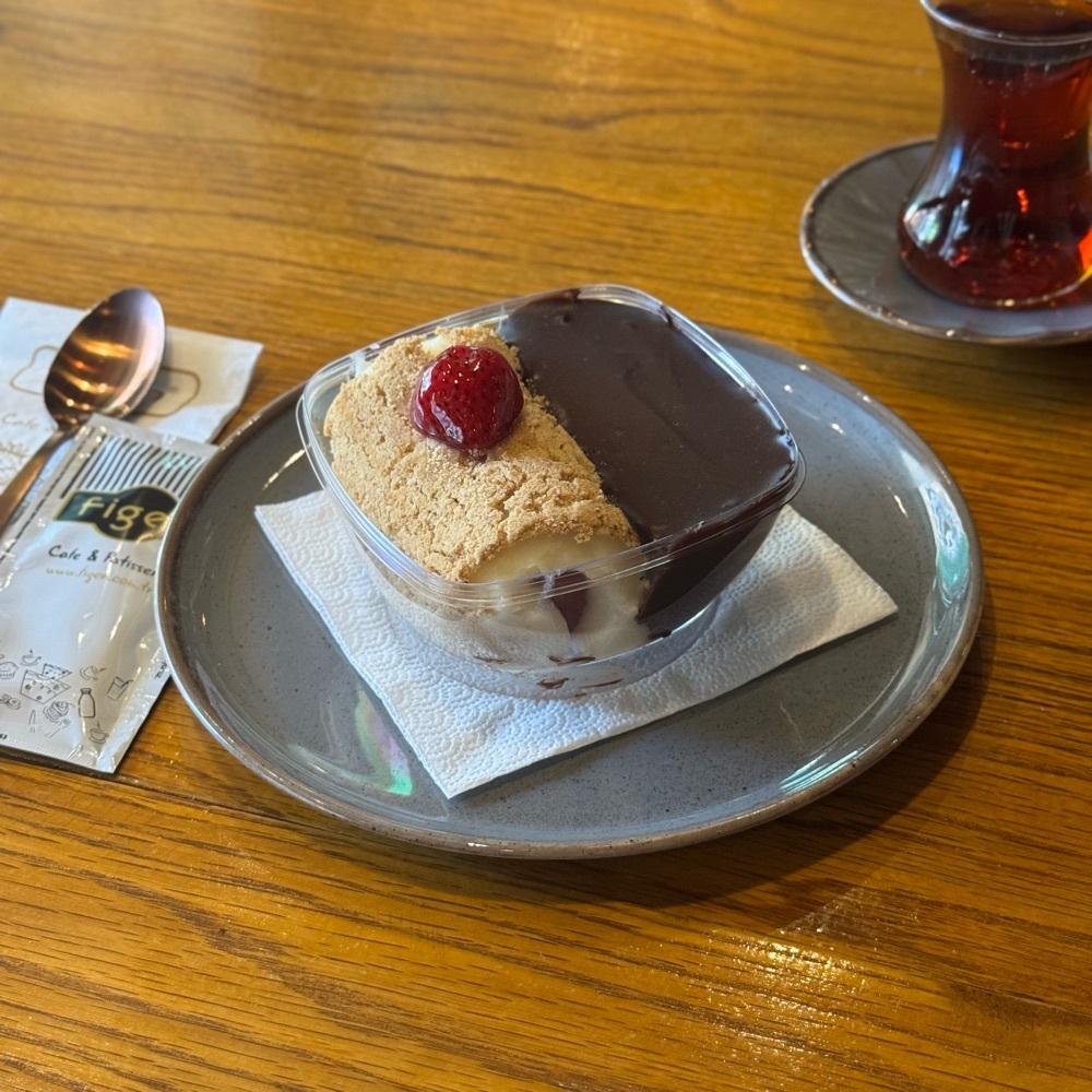 Çilekli Magnolya