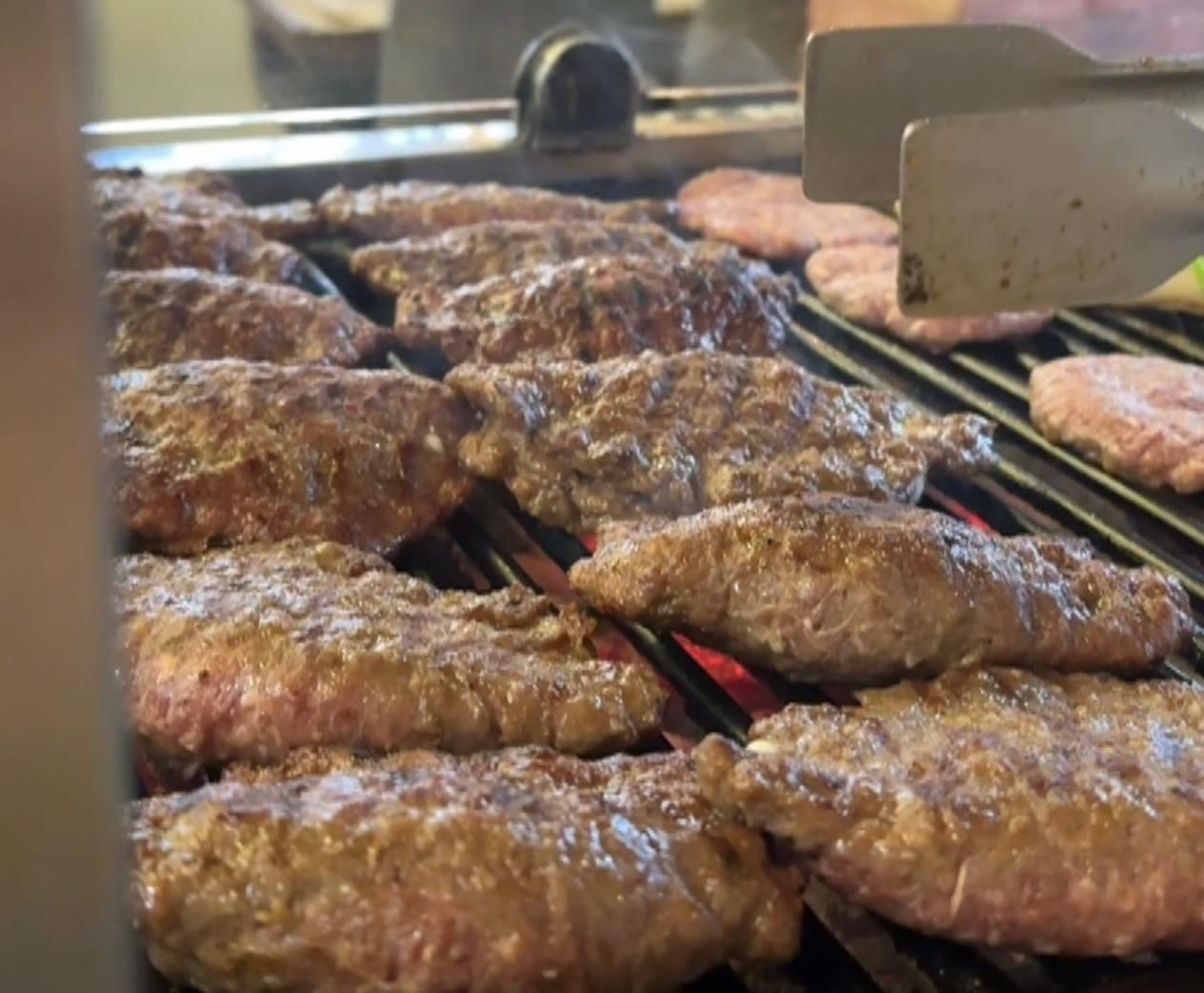 Kaşarlı Izgara Köfte