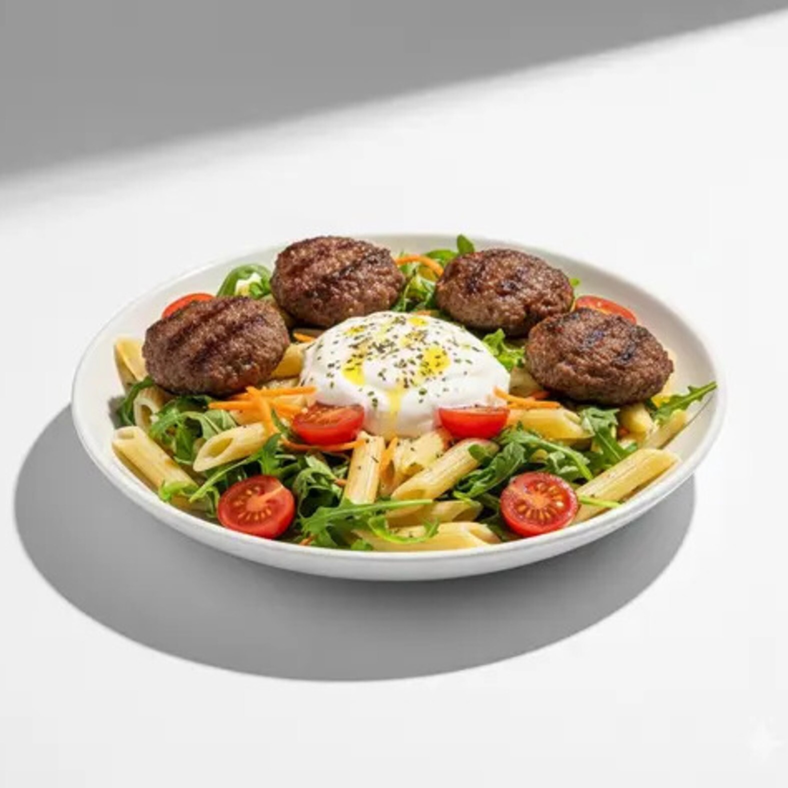 Izgara Köfte Makarnalı Bowl