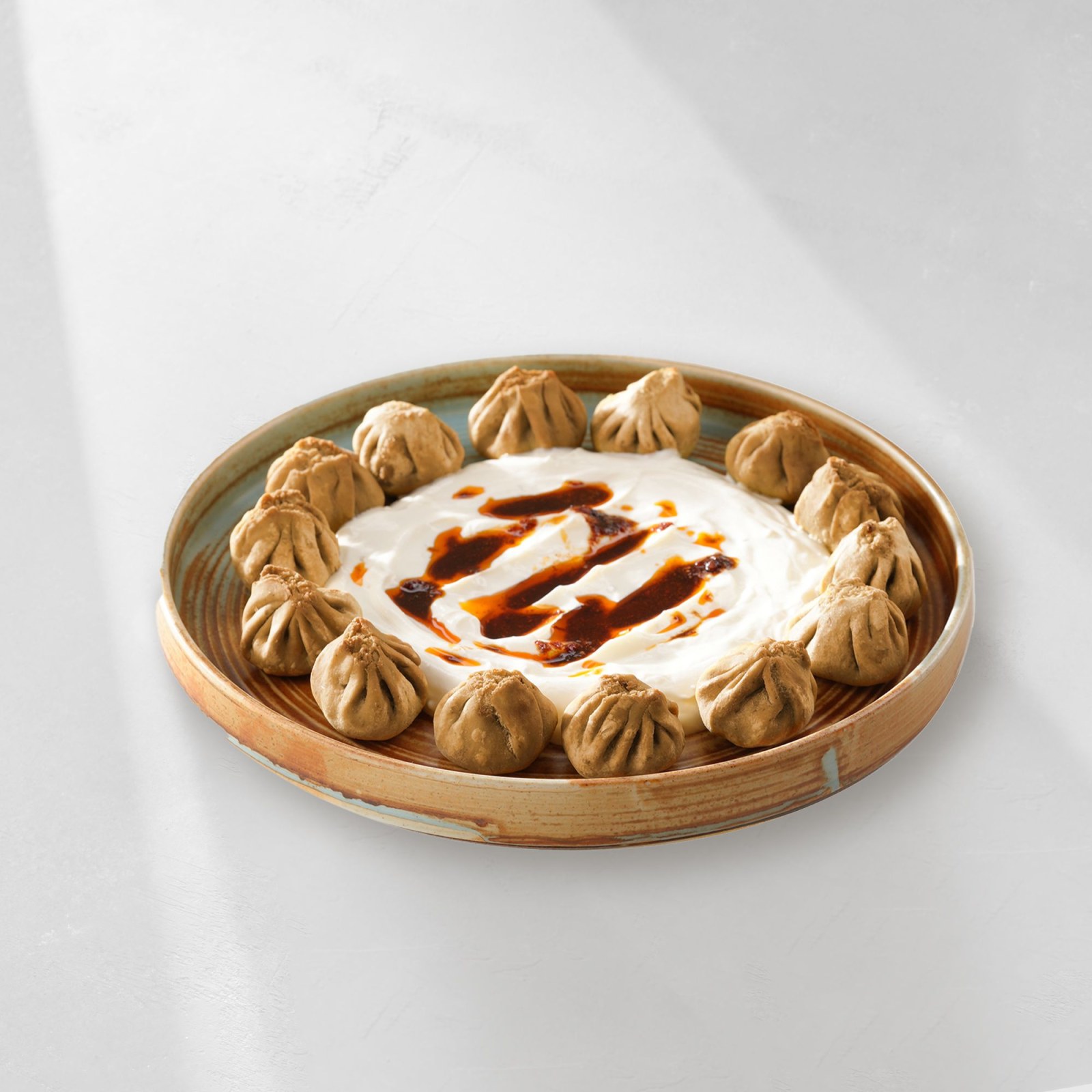 Kızarmış Siyez Unlu Momo (Vegan)