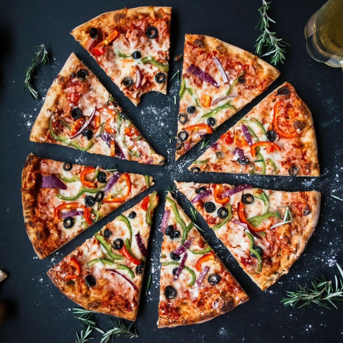 Karışık Pizza (Orta Boy)